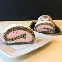 Mohn-Erdbeerroulade GLUTENFREI